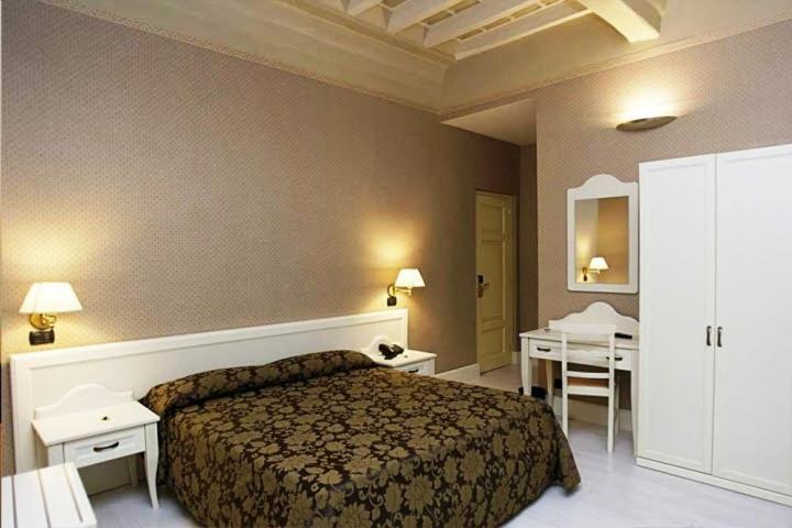 Palazzo Riario Bed & Breakfast Viterbo Exterior photo